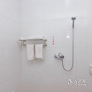 青岛春暖一家商务酒店酒店提供图片