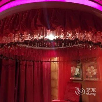 大同万爱情侣主题酒店酒店提供图片