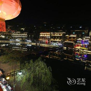 凤凰金水楼江景客栈酒店提供图片