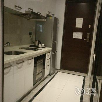 窝趣服务式公寓(绿地滨江汇店)酒店提供图片
