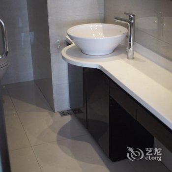 窝趣服务式公寓(绿地滨江汇店)酒店提供图片