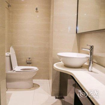 窝趣服务式公寓(绿地滨江汇店)酒店提供图片