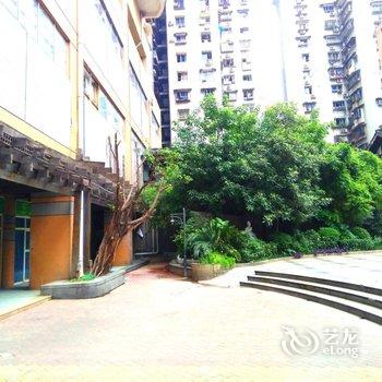 重庆解放碑安静小区家居2房普通公寓酒店提供图片