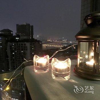重庆布诺克江景艺术民宿(解放碑长滨路店)酒店提供图片