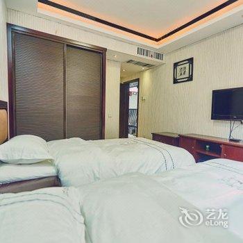凤凰江畔人家客栈酒店提供图片