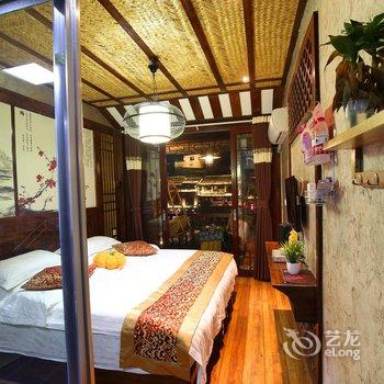 凤凰快乐时光客栈酒店提供图片