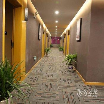 尚客优快捷连锁酒店(兴国将军大道店)酒店提供图片