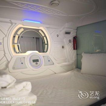 星巢太空舱青年旅舍酒店提供图片