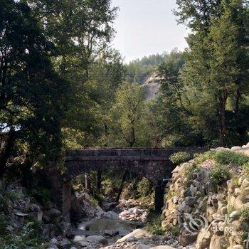 芦溪青龙山二字头山庄酒店提供图片