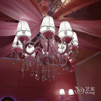 大同万爱情侣主题酒店酒店提供图片