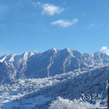 茂县九顶山九顶情农家乐酒店提供图片