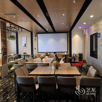 H酒店(西安钟鼓楼南门外西北大学水晶店)酒店提供图片