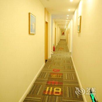 荣成都市118连锁酒店(高铁站店)酒店提供图片