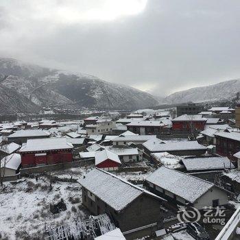 炉霍月光影酒店酒店提供图片