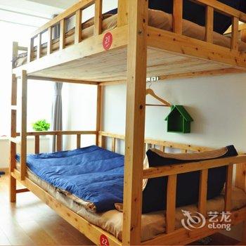 重庆六间房子全江景青年旅舍解放碑店酒店提供图片