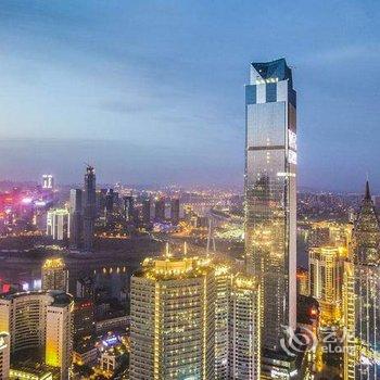 重庆六间房子全江景青年旅舍解放碑店酒店提供图片