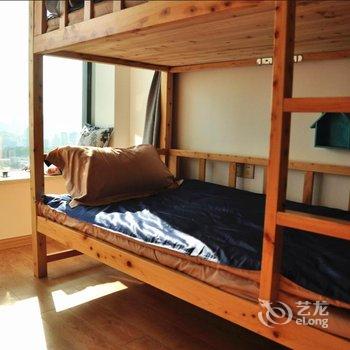 重庆六间房子全江景青年旅舍解放碑店酒店提供图片