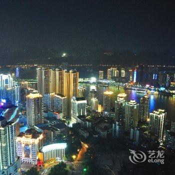 重庆六间房子全江景青年旅舍解放碑店酒店提供图片