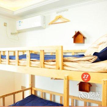 重庆六间房子全江景青年旅舍解放碑店酒店提供图片