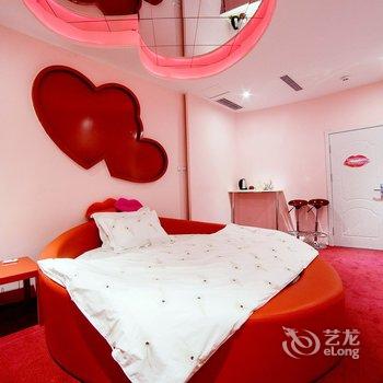 潍坊Lovehotel红唇情侣主题酒店酒店提供图片