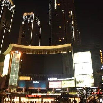 重庆卷耳江景酒店公寓日月光店酒店提供图片