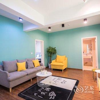 重庆卷耳江景酒店公寓日月光店酒店提供图片