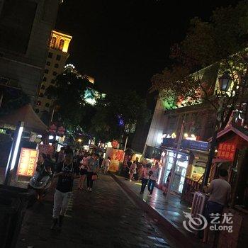 重庆卷耳江景酒店公寓日月光店酒店提供图片
