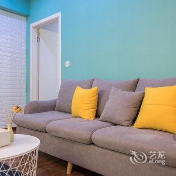 重庆卷耳江景酒店公寓日月光店酒店提供图片