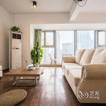 重庆卷耳江景酒店公寓日月光店酒店提供图片