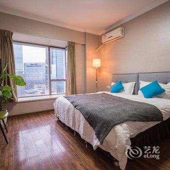重庆卷耳江景酒店公寓日月光店酒店提供图片