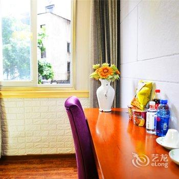 重庆沐野精品酒店沙坪坝三峡广场店酒店提供图片