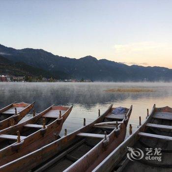 丽江泸沽湖沐光水岸客栈酒店提供图片