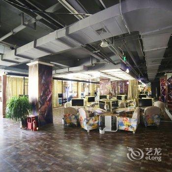 合作珠峰大酒店酒店提供图片