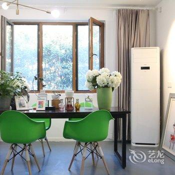 上海假日花园别墅虹桥火车站店酒店提供图片