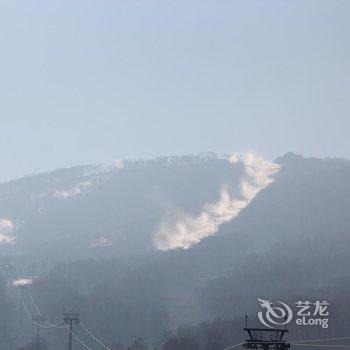 吉林万科松花湖滑雪场中加客栈酒店提供图片