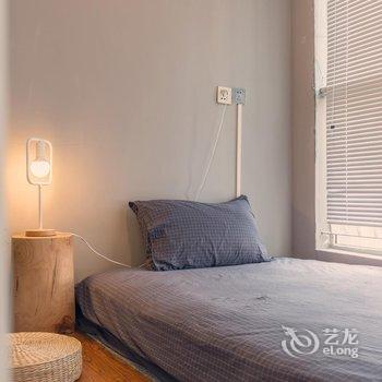 重庆九肆城市民宿解放碑店酒店提供图片