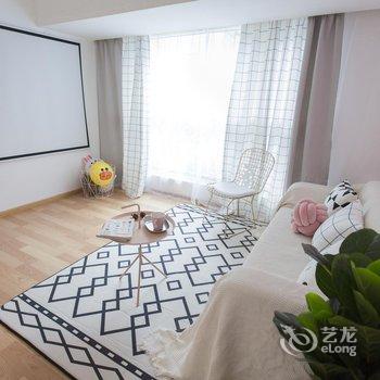 重庆九肆城市民宿解放碑店酒店提供图片