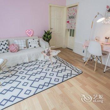 重庆九肆城市民宿解放碑店酒店提供图片