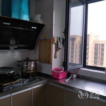 济南暖暖公寓山东建筑大学店酒店提供图片