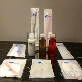 贵阳xbed互联网酒店贵安数字经济产业园店酒店提供图片