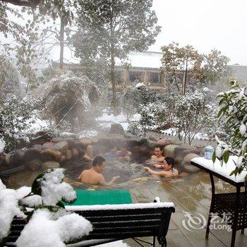 峨眉山七里坪华生温泉酒店酒店提供图片