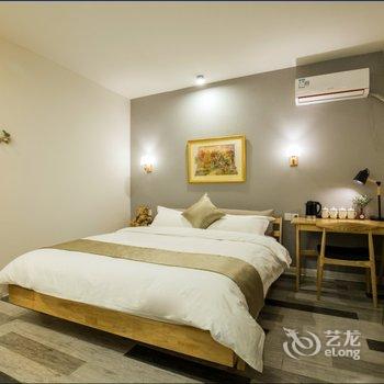 桂林湖畔·忆阁酒店提供图片