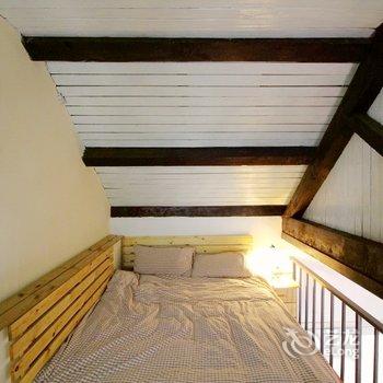 青岛五号院咖啡驿站酒店提供图片