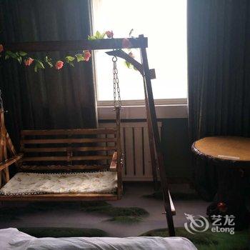 榆中新兰院主题宾馆酒店提供图片