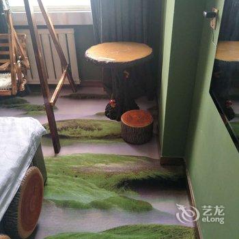 榆中新兰院主题宾馆酒店提供图片