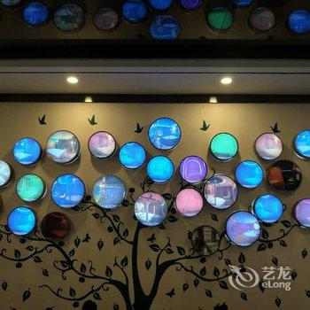 榆中新兰院主题宾馆酒店提供图片