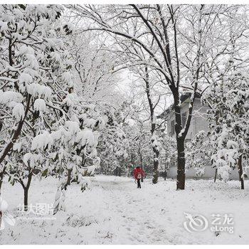 武汉华中师范大学管理教育综合楼(华大教育培训中心)酒店提供图片