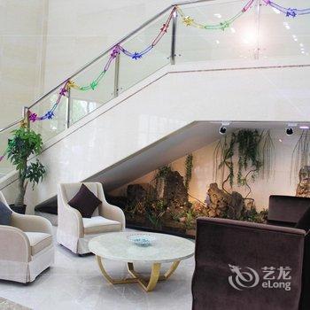 武汉华中师范大学管理教育综合楼(华大教育培训中心)酒店提供图片