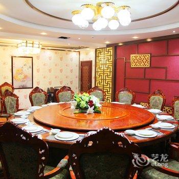 玛沁县锦峰国际饭店酒店提供图片