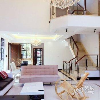 广州从化碧水新村皇冠豪庭别墅酒店提供图片